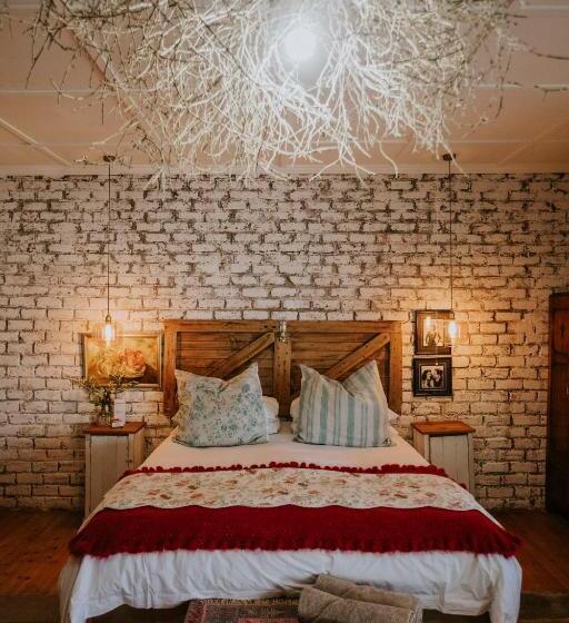 Стандартный Номер Кровать Кинг, Three Birds Country House
