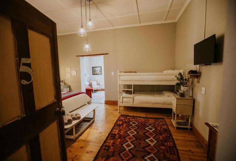 Трехместный Номер Deluxe, Three Birds Country House