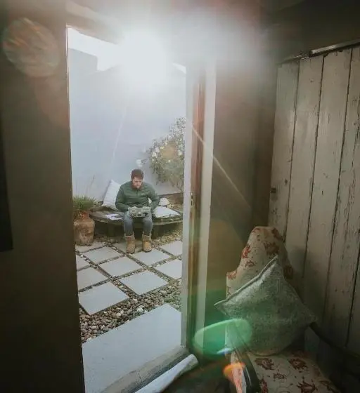 デラックストリプルルーム, Three Birds Country House