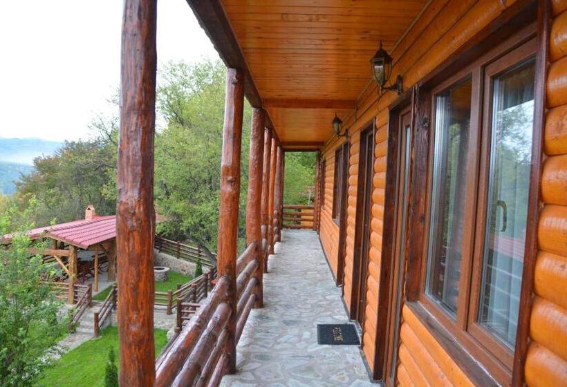 スタンダードトリプルルーム, Pensiunea La Maria Lu  Sandoiu