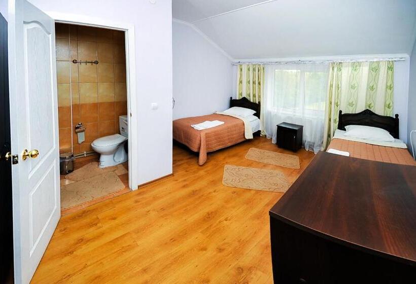 이코노미 룸, Shklo Motel