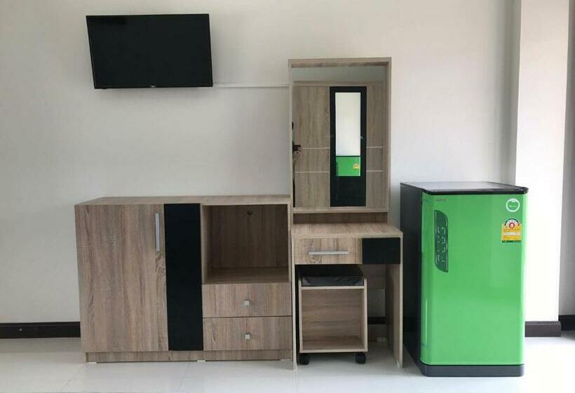 غرفة قياسية مزوَّدة بشُرفة, The Wisdom Residence