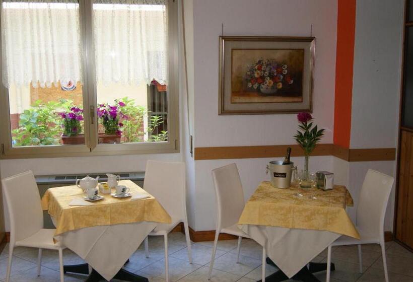 스탠다드 룸, Albergo Ristorante Pace