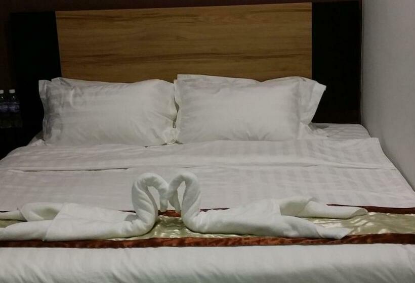 스탠다드 룸 킹사이즈 침대, Amigo