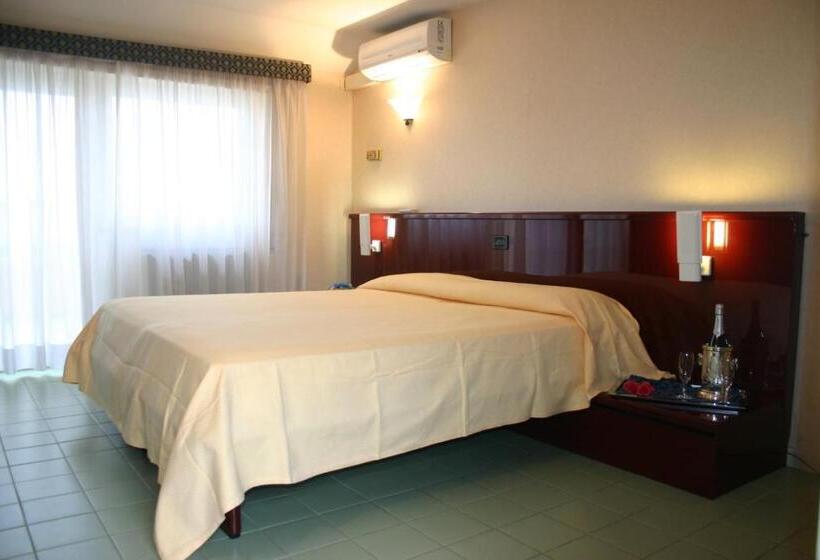 اتاق استاندارد, Grand Hotel Dei Cesari Dependance