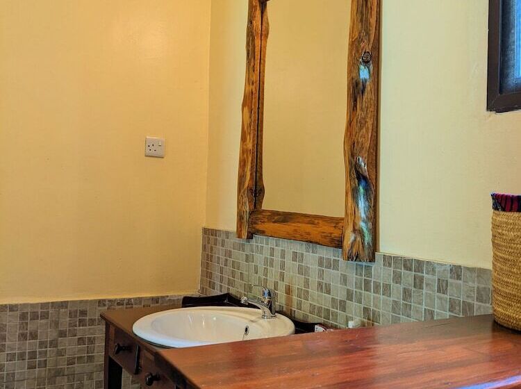 חדר דלוקס, Lawns