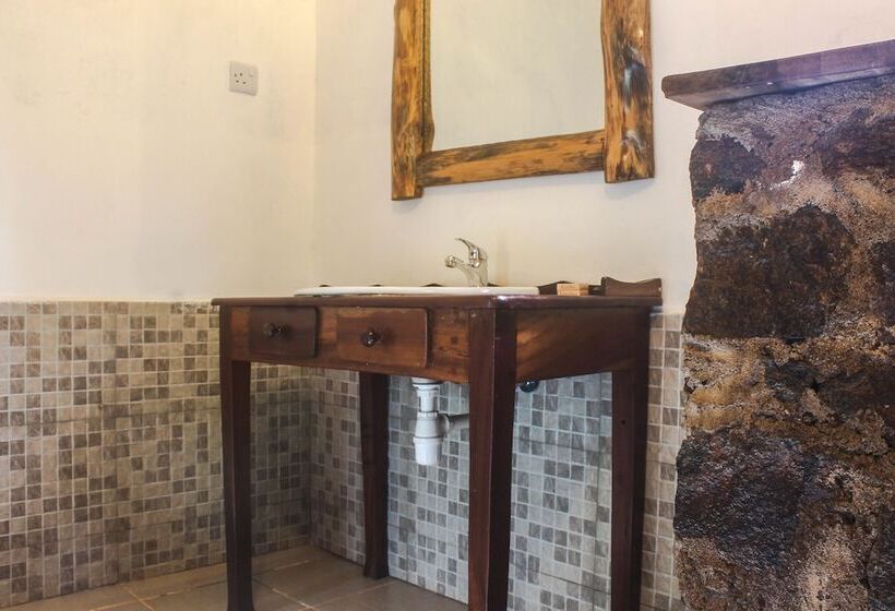 חדר דלוקס, Lawns