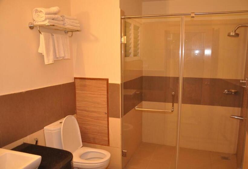 Standard Studio, Sms Grand Inn