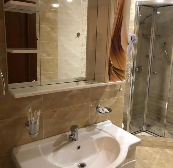 Suite with lake view, Motel Kurortnyy & Spa