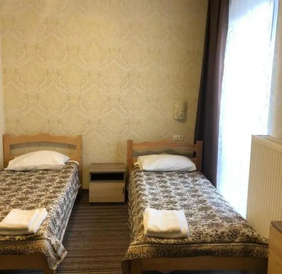 スーペリアトリプルルーム, Motel Kurortnyy & Spa