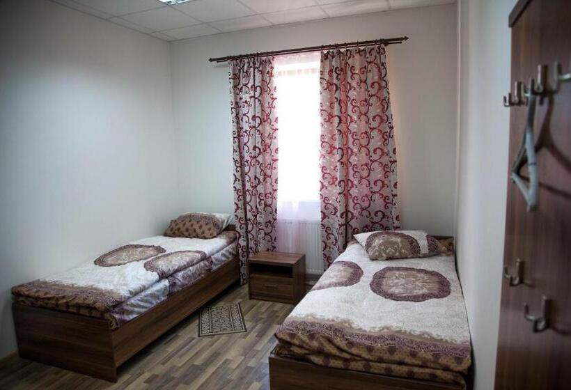 חדר סטנדרט נוף לגינה, Alekselena