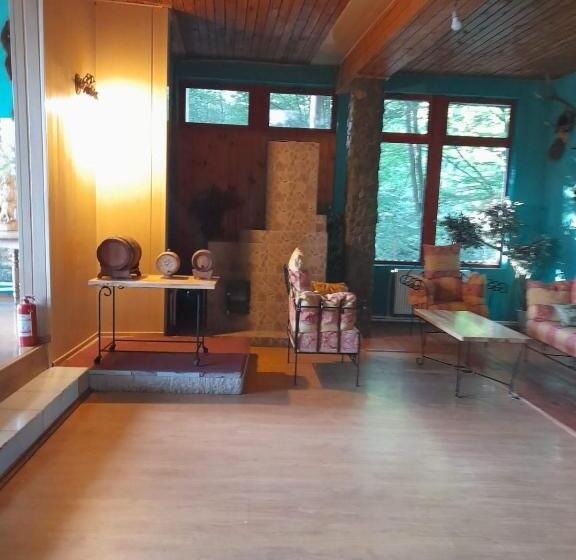 בית, חדר שינה 1, Barlogul Ursilor Lepsa