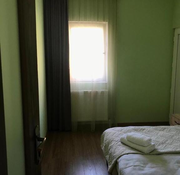 Deluxe Room Mountain View, Riverside Kazbegi