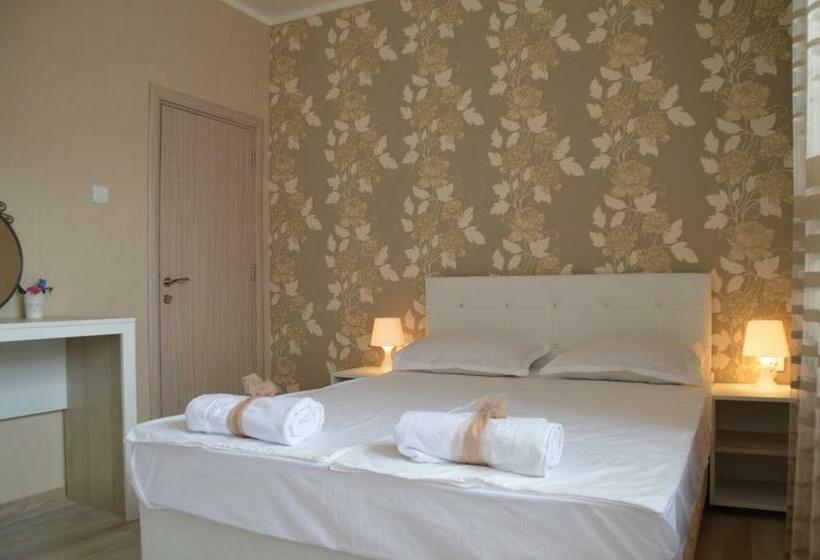 テラス付きスタンダードルーム, Villa Rusto