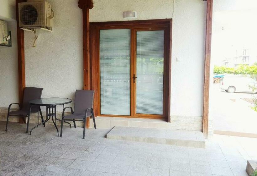 スタンダードルーム, Villa Rusto