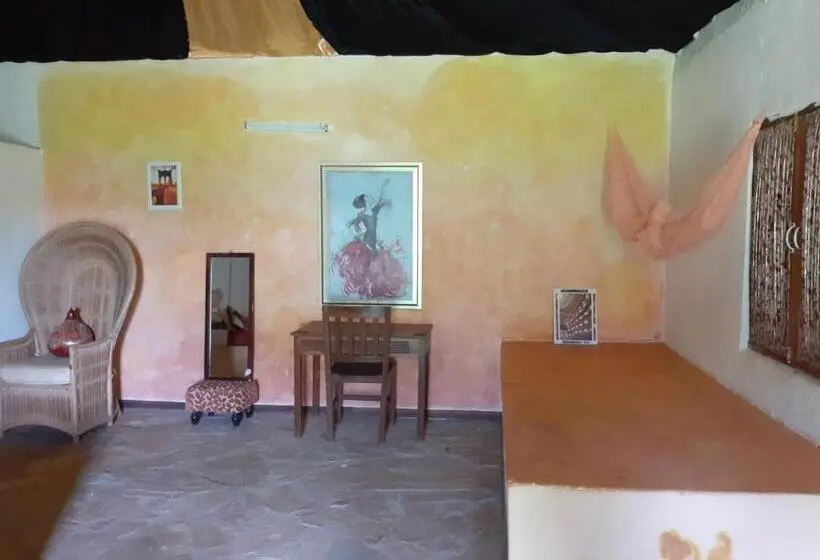 デラックスルーム, Gecko Nature Lodge Home Of Swahili Divers The Best Dive Center And Famous Gecko Restaurant