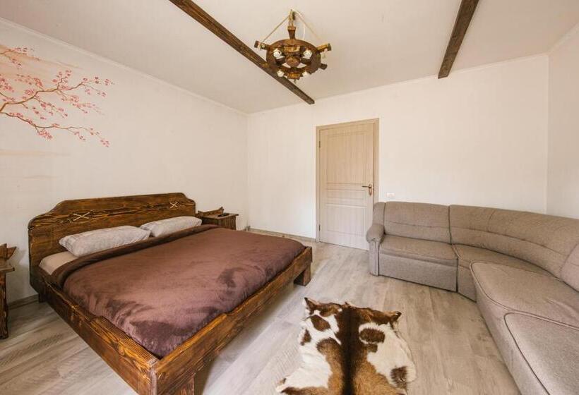 Апартаменты 1 Спальня с Видом, урочище Rafnivskyi