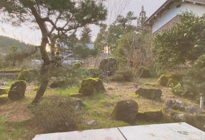 四人标准间, 田舎生活体験福井県観光者向け古民家