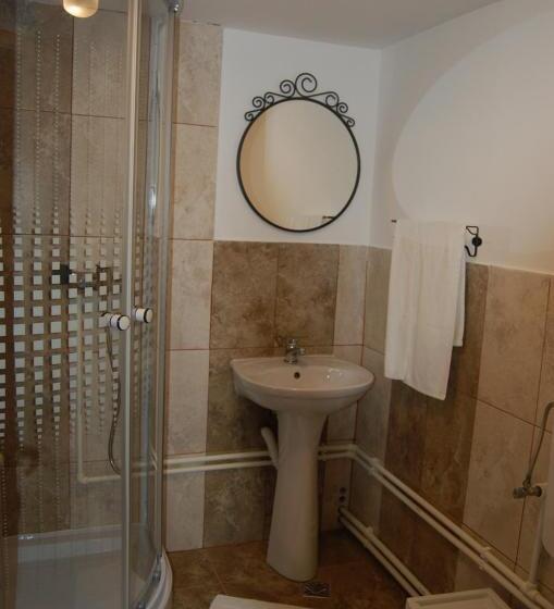 4인용 스탠다드 룸, Complexul Turistic Cheile Butii