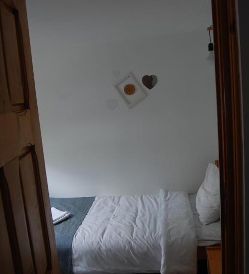 4인용 스탠다드 룸, Complexul Turistic Cheile Butii