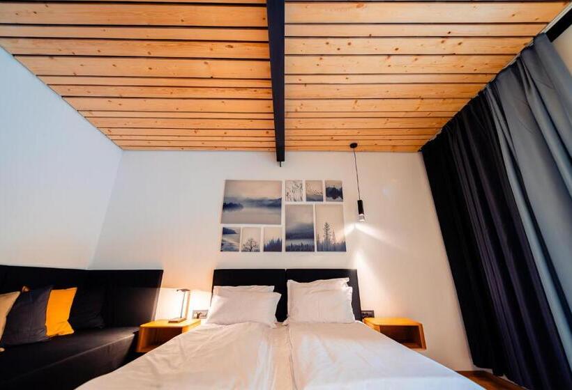 디럭스 룸, Complexul Turistic Cheile Butii