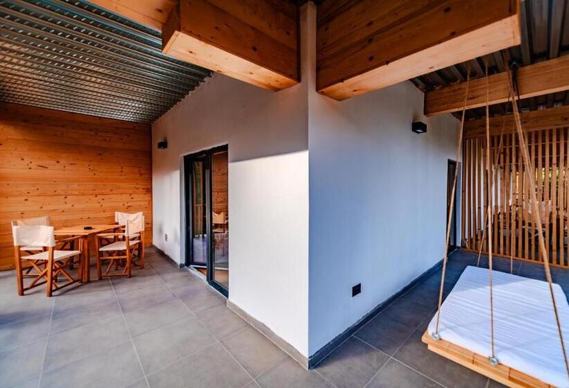 디럭스 패밀리 룸, Complexul Turistic Cheile Butii