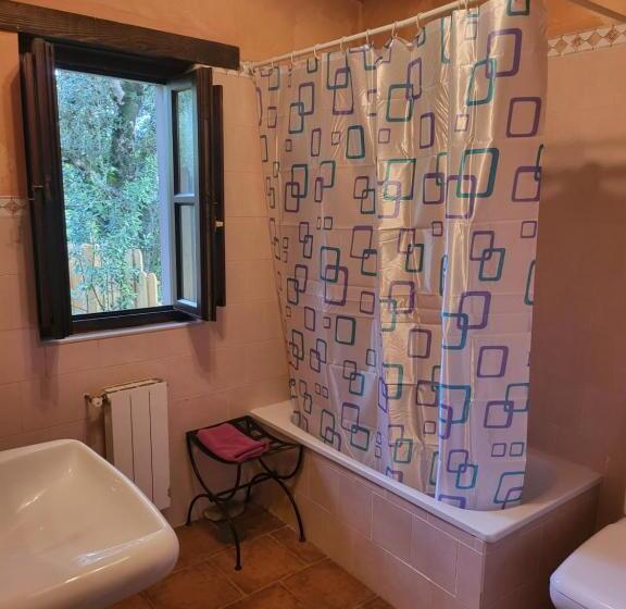 コンフォートトリプルルーム, Pension Alfoz De Rondiella