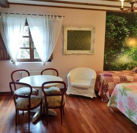 ガーデンビュースタンダード４ベッドルーム, Pension Alfoz De Rondiella