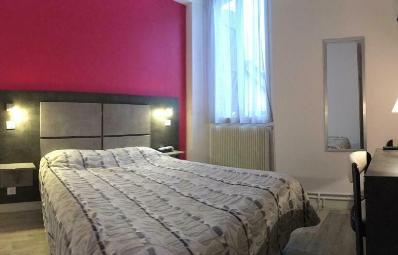 Номер Стандарт, Hôtel Des Voyageurs
