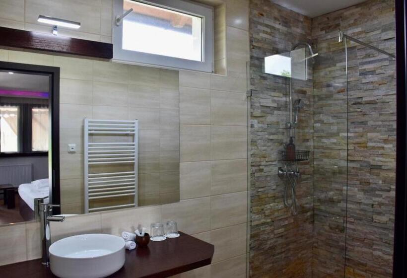 デラックスルーム, Lotus