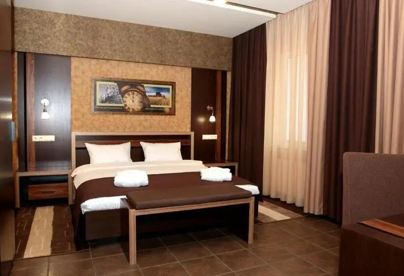スイート, Lubenska Sloboda