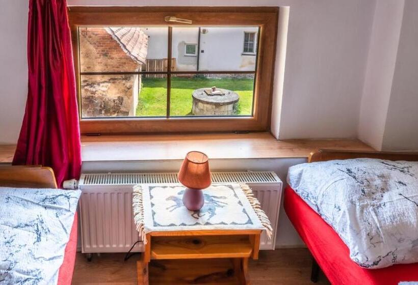 Номер Стандарт, Ranč červený Mlýn