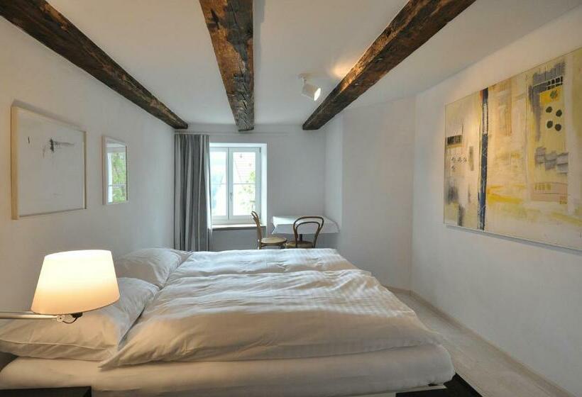 غرفة قياسية, Röschenzerhof