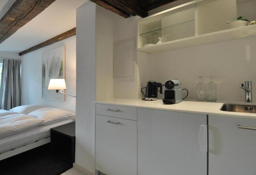 غرفة قياسية, Röschenzerhof