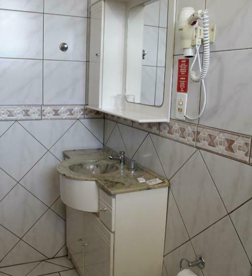 バルコニー付きスタンダードルーム, Schwab