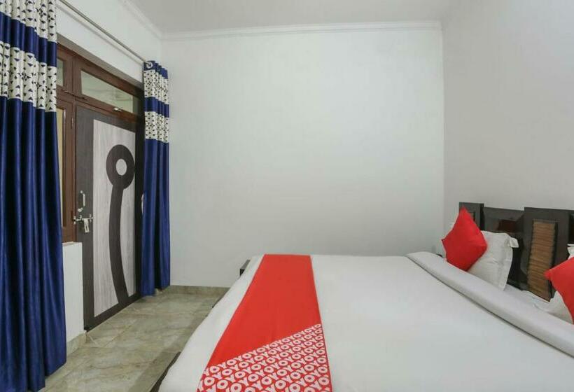 トリプルクラシックルーム, Aarush