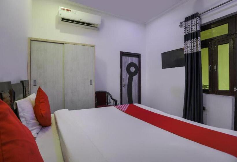 トリプルクラシックルーム, Aarush