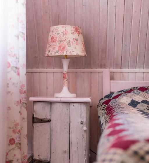 בונגלו משפחתי, Yagoda Malina