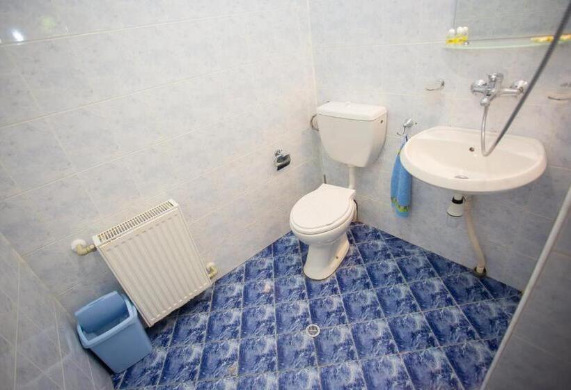 חדר דלוקס, къща за гости пъстрина