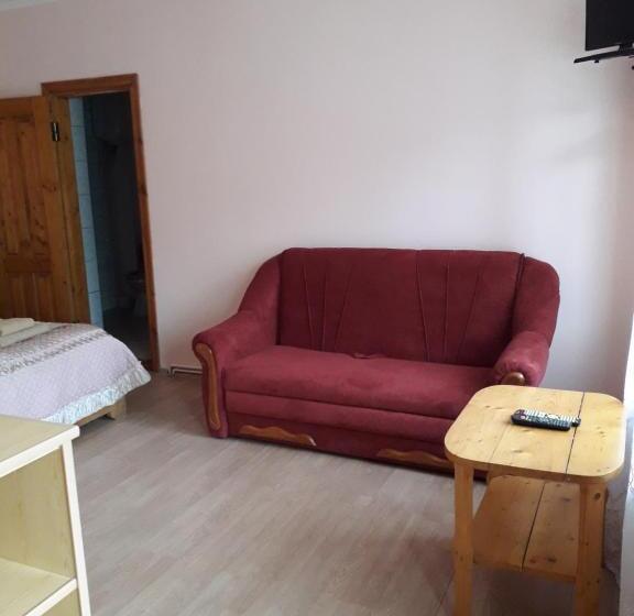 Rahat Oda, три брати