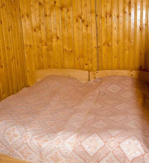 Ekonomik Oda, три брати