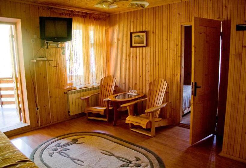 Svit, три брати