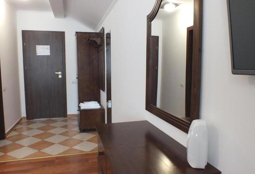 חדר סטנדרט, Hanul Cocosul