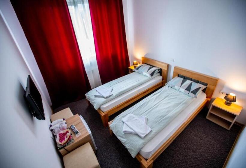 Номер Стандарт, Pensiune Perla