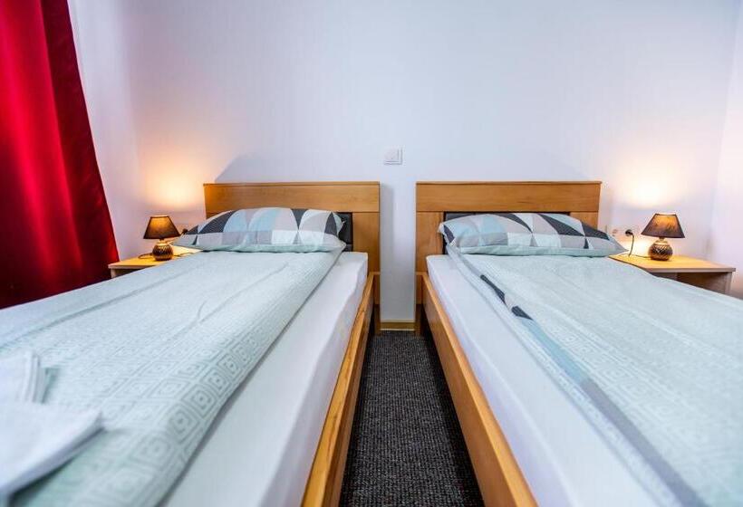 Номер Стандарт, Pensiune Perla