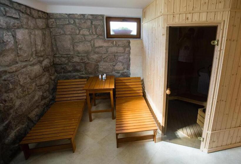 デラックスルーム, Vila Anna