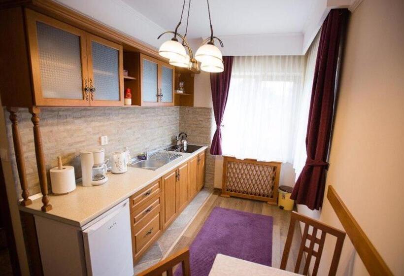 ビラホテル１ベッドルーム, Vila Anna