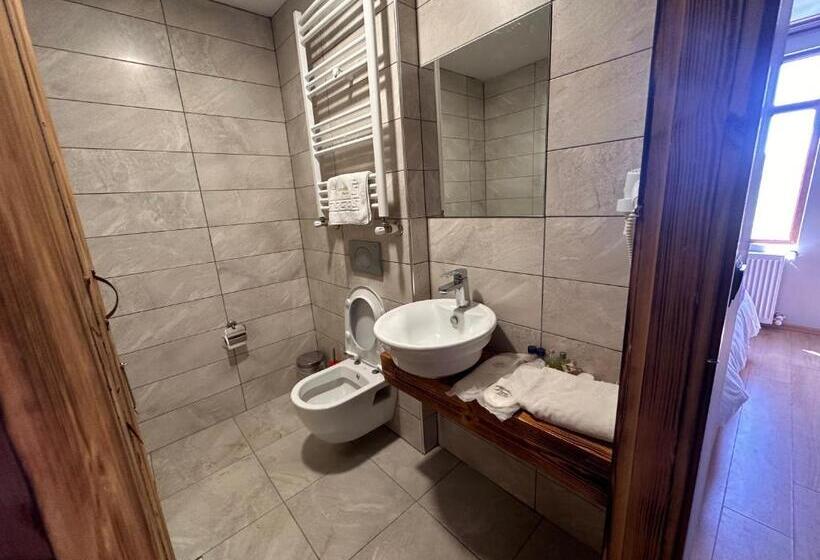 Номер Стандарт, Zeyti̇ndali Yayla Otel