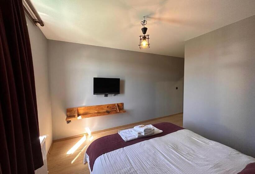 غرفة قياسية, Zeyti̇ndali Yayla Otel