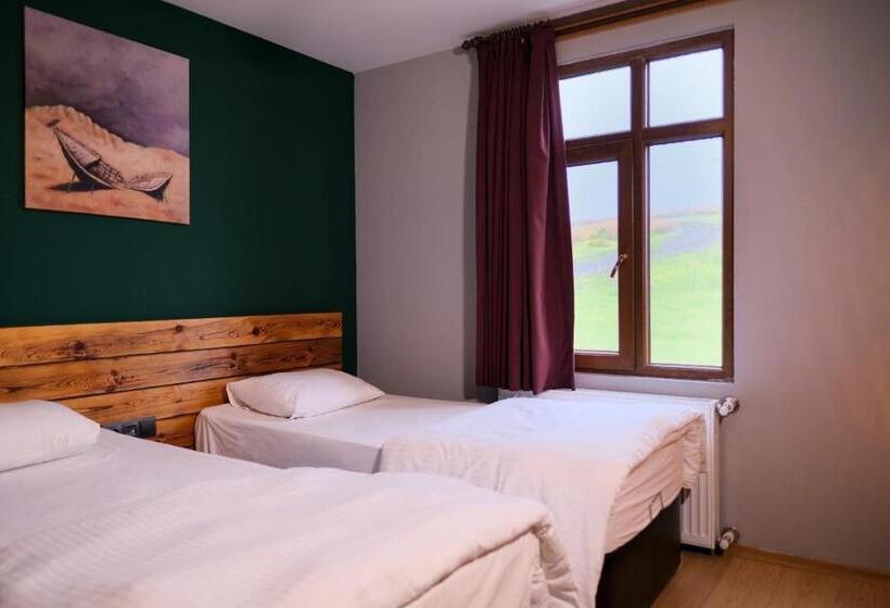 جناح عائلي, Zeyti̇ndali Yayla Otel